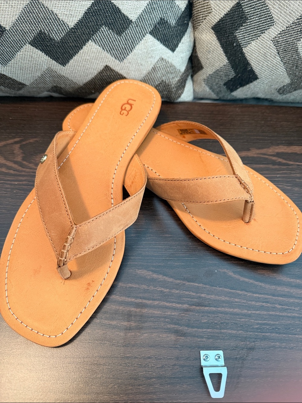 UGG Women’s Tan Suede Thong Sandals